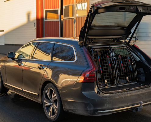 Artfex Dobbelt Hundebur i Volvo V90