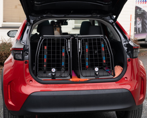 2 stk Artfex Small Hundebur i Toyota Yaris Cross