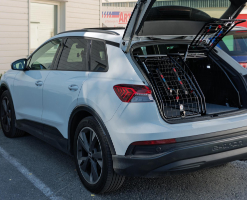 2 stk Artfex Medium Lav Coupé I en Audi Q4 e-tron