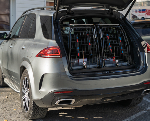 2 stk Artfex Medium hundebur i Mercedes GLE 350de