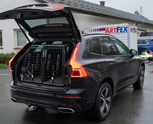 Artfex Dobbel hundebur i Volvo XC60