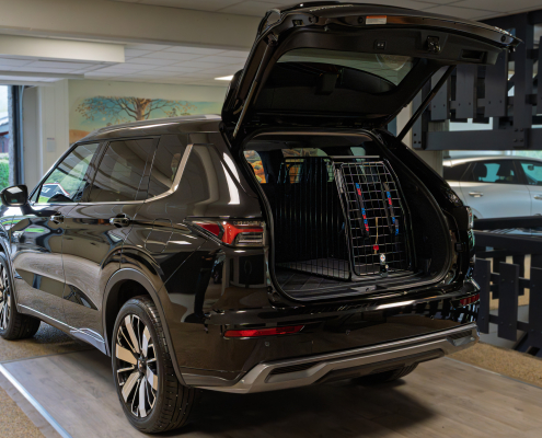 Artfex medium hundebur i Mitsubishi Outlander 2025